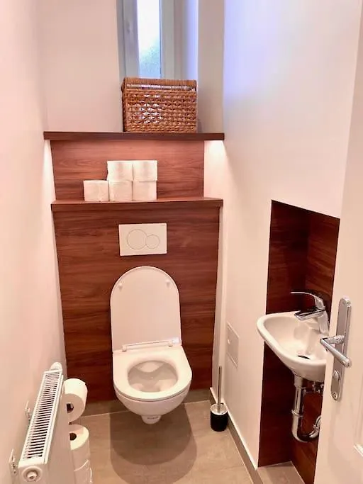 Brand New Spacious & Stylish Aptmt In City-Centre Vienna 0*,  Austria